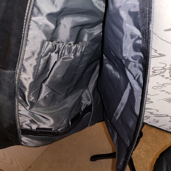 Pelle Studio Wilson's Black Leather jacket with 3m Thinsulate zip in lining. - Picture 5 of 16